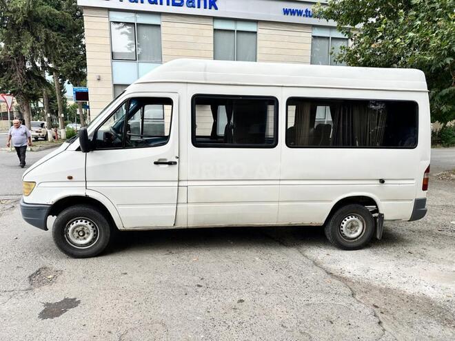 Mercedes Sprinter 208 1995, 296,535 km - 2.5 л - Qazax