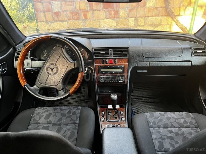 Mercedes C 200 1999, 390,610 km - 2.0 l - Bakı