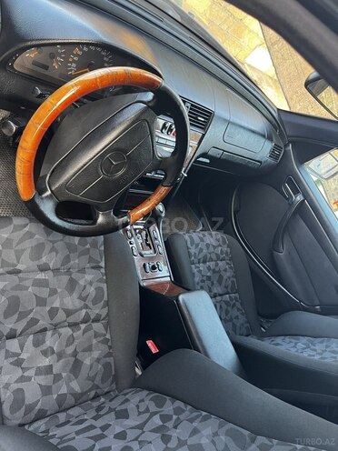 Mercedes C 200 1999, 390,610 km - 2.0 l - Bakı