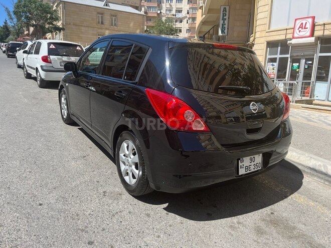 Nissan Tiida-2