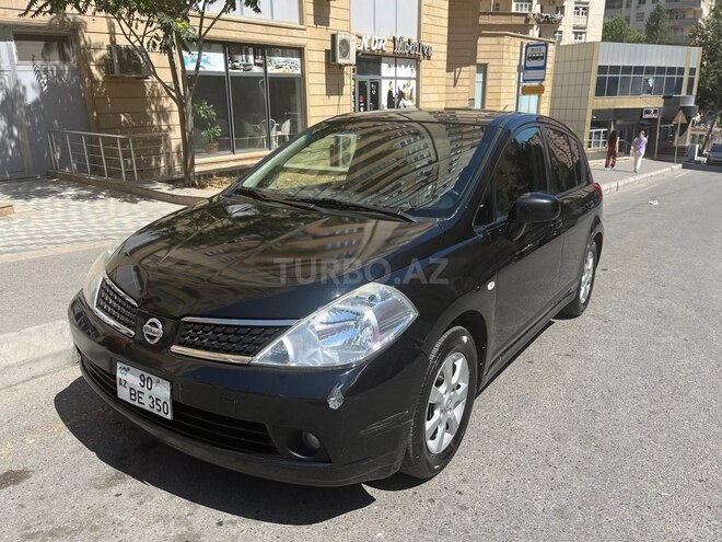 Nissan Tiida-6