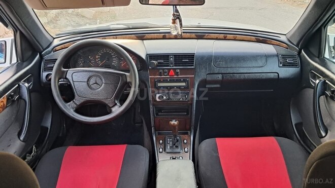 Mercedes C 240 1998, 382,400 km - 2.4 l - Bakı