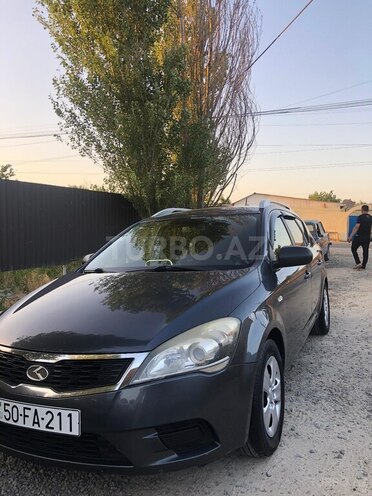 Kia  2010, 290,000 km - 1.4 l - Masallı