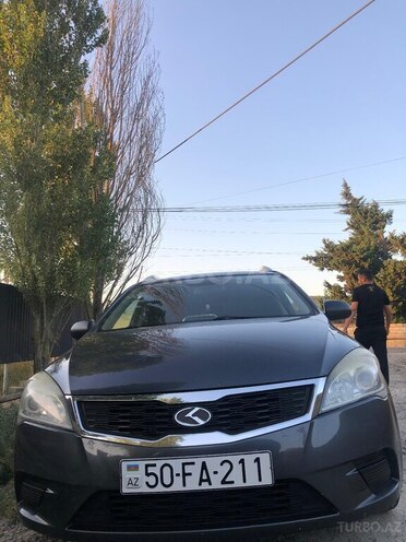 Kia  2010, 290,000 km - 1.4 l - Masallı