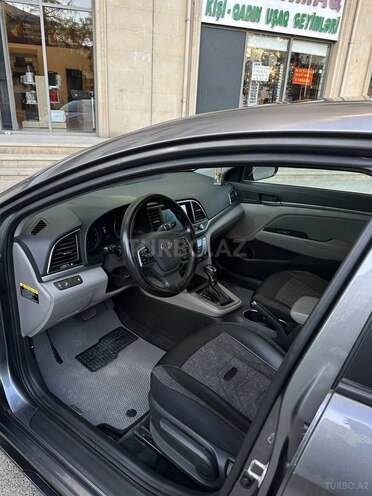 Hyundai Elantra 2018, 160,934 km - 2.0 л - Bakı