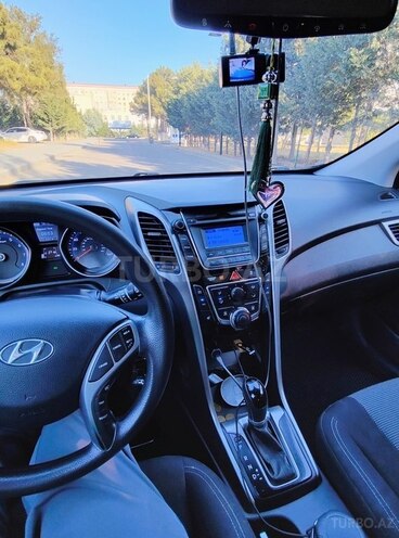 Hyundai Elantra 2012, 260,574 km - 1.8 l - Sumqayıt