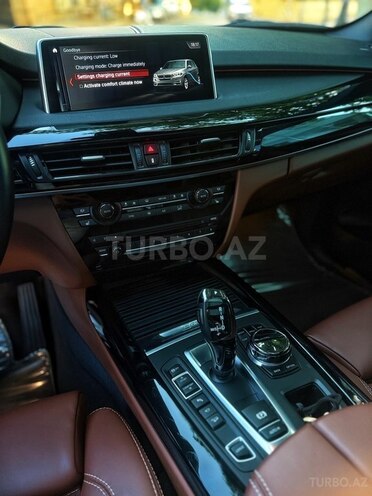 BMW X5-8