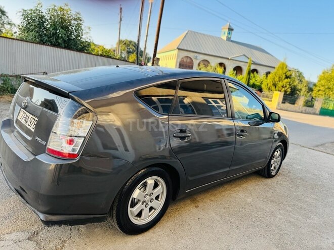 Toyota Prius 2006, 263,000 km - 1.5 l - Masallı