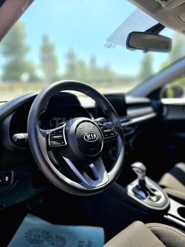 Kia Forte-14