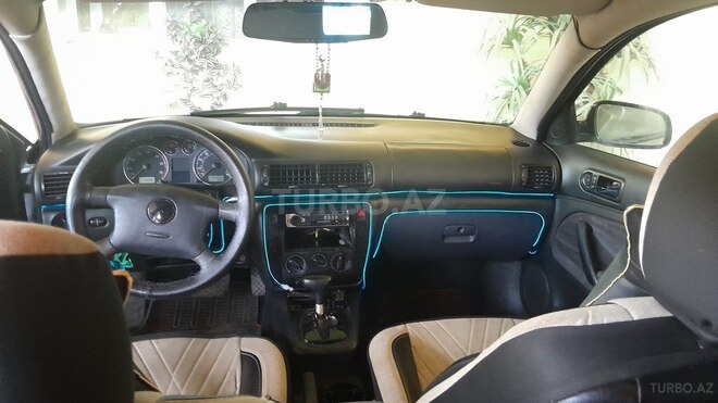 Volkswagen Passat 2002, 280,881 km - 1.8 l - Gəncə