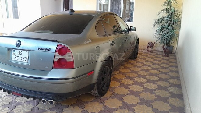 Volkswagen Passat 2002, 280,881 km - 1.8 l - Gəncə