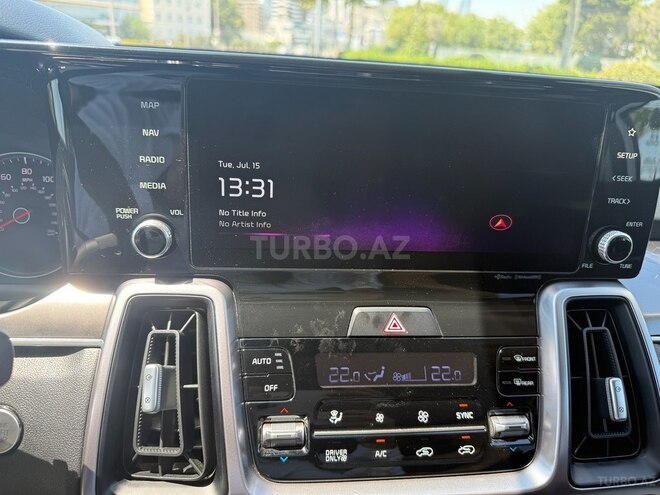 Kia Sorento-12