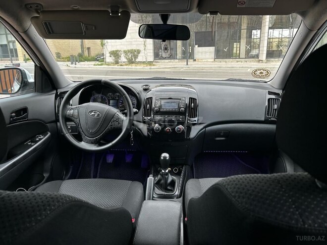 Hyundai i30 2011, 240,000 km - 1.6 l - Bakı