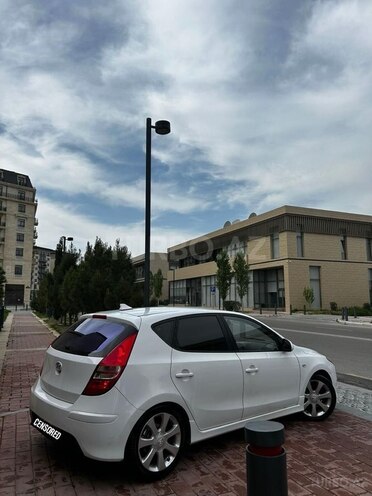 Hyundai i30 2011, 240,000 km - 1.6 l - Bakı
