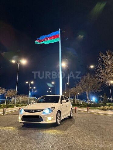 Hyundai i30 2011, 240,000 km - 1.6 l - Bakı