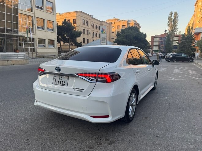 Toyota Corolla 2024, 17,000 km - 1.8 l - Bakı
