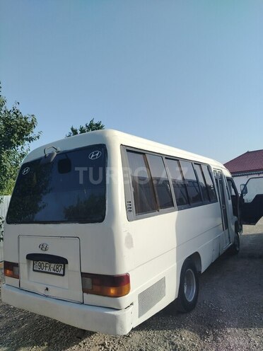 Hyundai  2002, 400,000 km - 3.9 l - Şabran