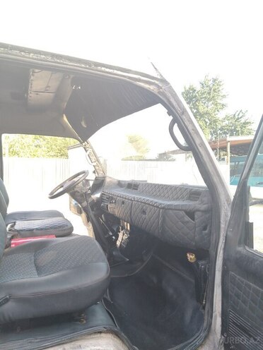 Hyundai  2002, 400,000 km - 3.9 l - Şabran