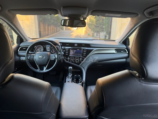 Toyota Camry-8