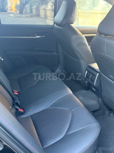 Toyota Camry-9