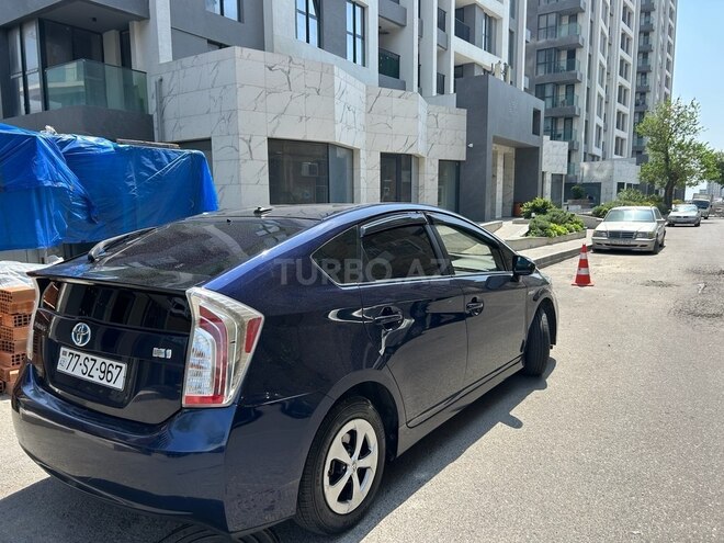 Toyota Prius 2015, 432,442 km - 1.8 л - Bakı