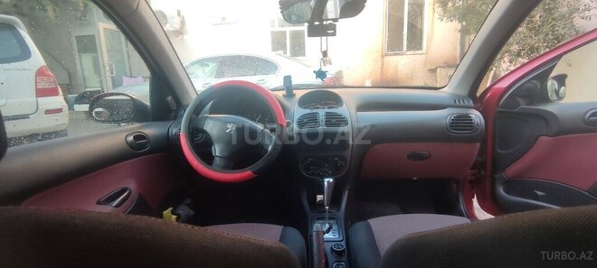Peugeot 206 2004, 256,320 km - 1.4 l - Bakı