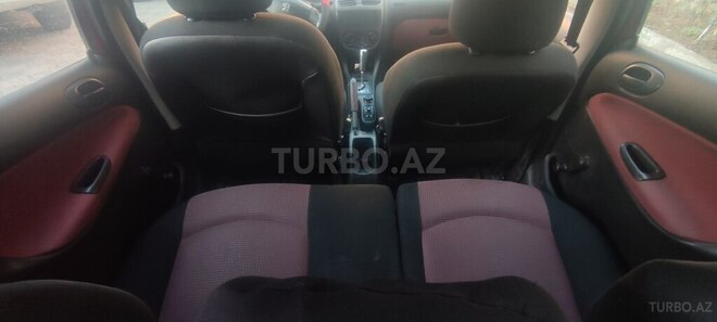 Peugeot 206 2004, 256,320 km - 1.4 l - Bakı