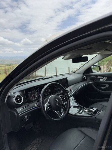 Mercedes E 220 d 2019, 235,000 km - 2.0 l - Bakı
