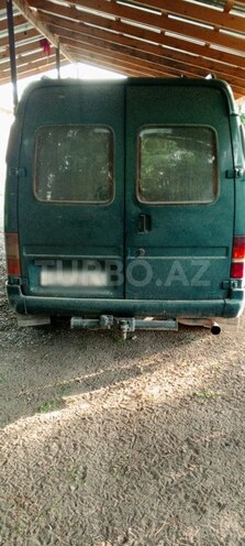 Ford Transit-5