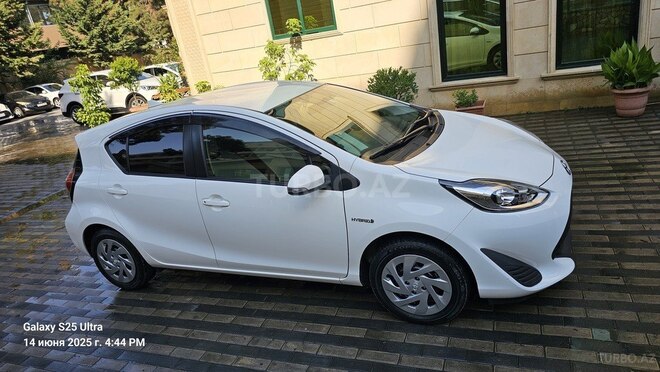 Toyota Aqua 2017, 29,100 km - 1.5 л - Bakı
