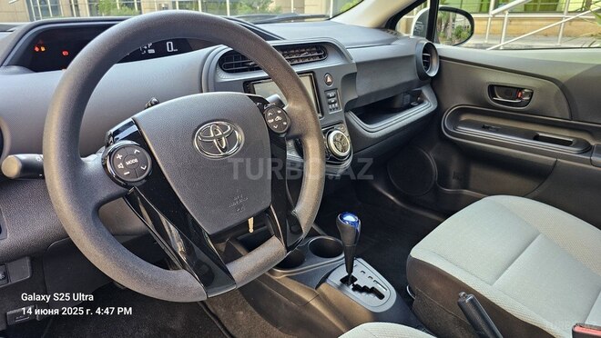 Toyota Aqua 2017, 29,100 km - 1.5 л - Bakı