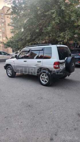 Mitsubishi Pajero io 1999, 256,478 km - 1.8 л - Bakı