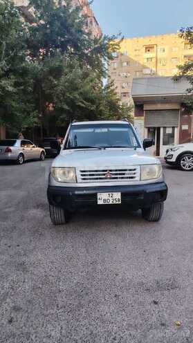 Mitsubishi Pajero io 1999, 256,478 km - 1.8 л - Bakı