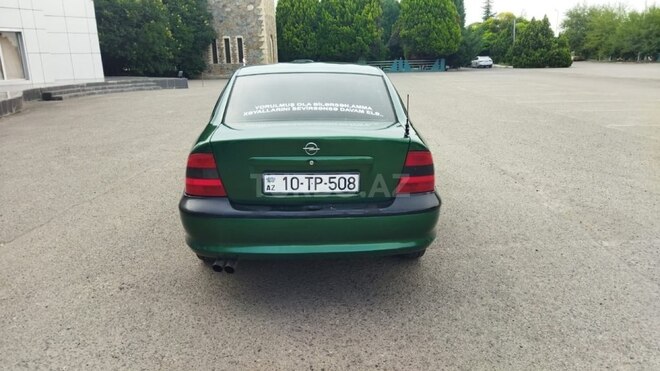 Opel Vectra 1996, 145,421 km - 1.8 l - Qazax