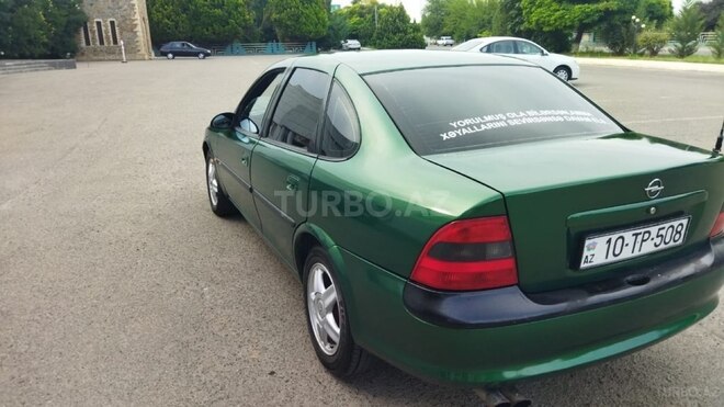 Opel Vectra 1996, 145,421 km - 1.8 l - Qazax