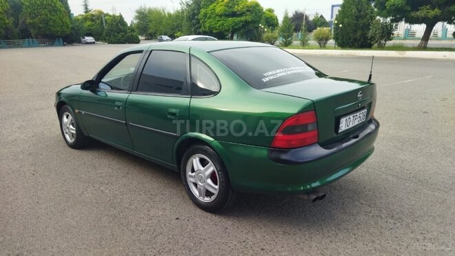 Opel Vectra 1996, 145,421 km - 1.8 l - Qazax
