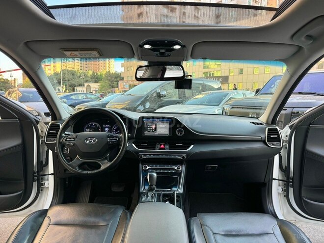 Hyundai Grandeur-13