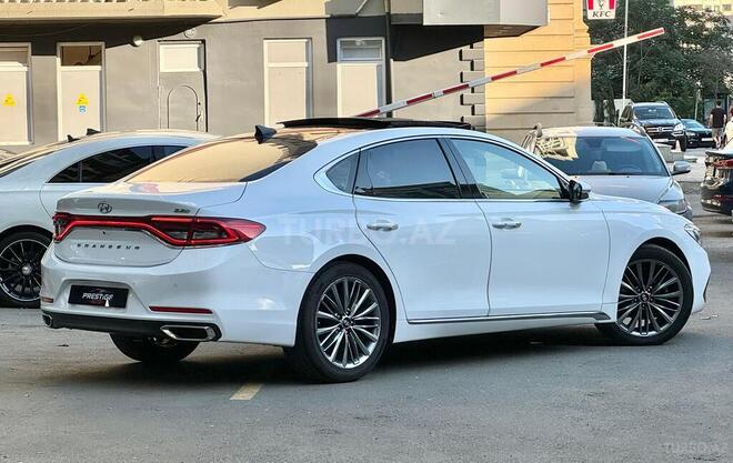 Hyundai Grandeur-5