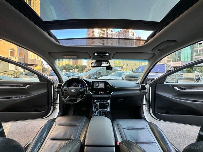 Hyundai Grandeur-17