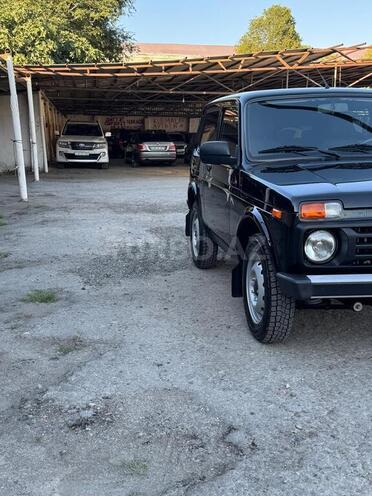 LADA (VAZ) Niva-10
