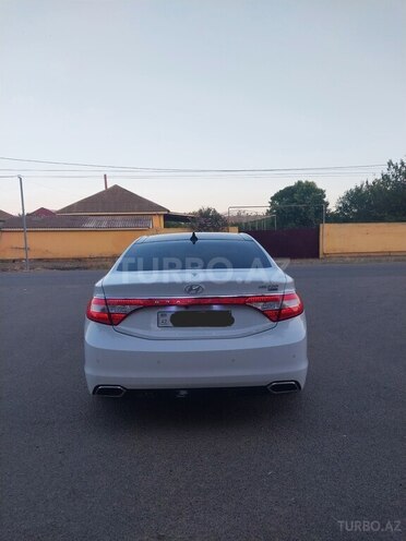 Hyundai Grandeur 2015, 220,000 km - 2.2 l - Bakı