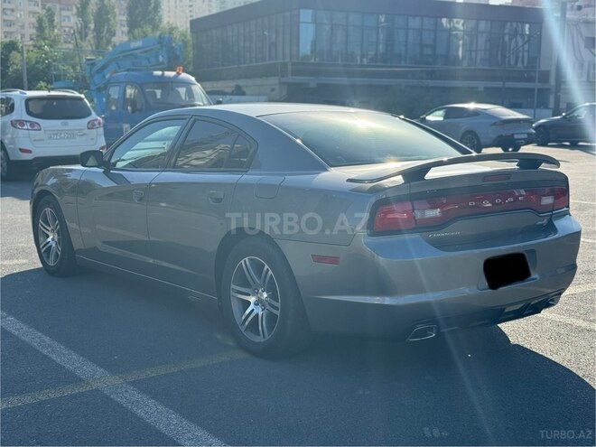 Dodge Charger-5