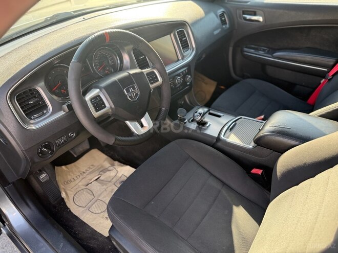 Dodge Charger-7