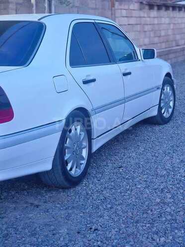 Mercedes C 230 1997, 280,000 km - 2.3 l - Salyan