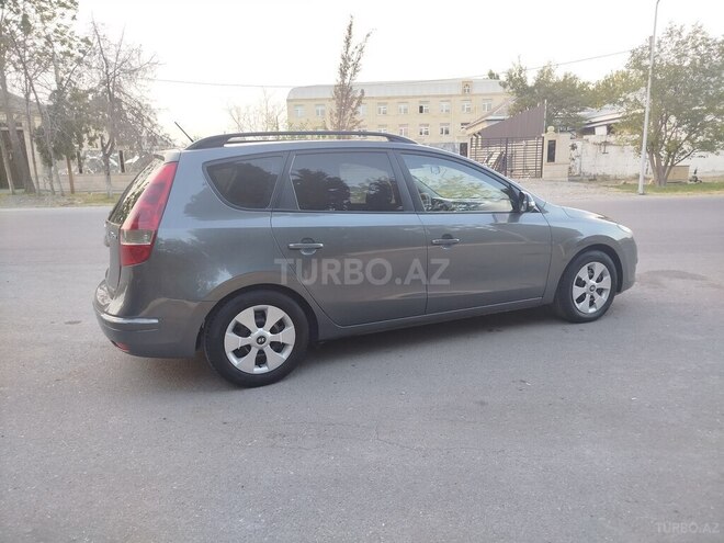 Hyundai i30 2008, 260,000 km - 1.6 l - Yevlax