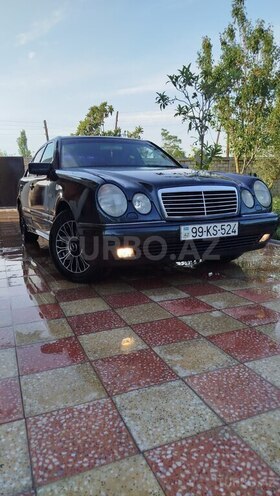 Mercedes E 220 1999, 304,000 km - 2.2 l - Zərdab