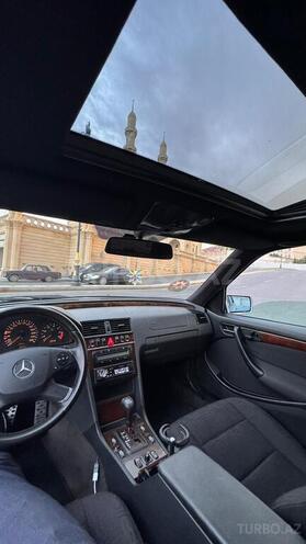 Mercedes C 240 1999, 196,000 km - 2.4 l - Bakı