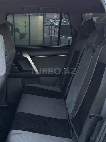Toyota Land Cruiser Prado 2011, 240,000 km - 2.7 l - Bakı