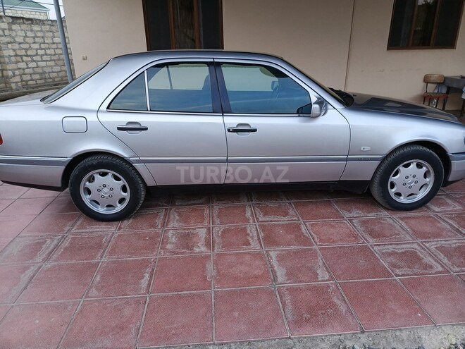 Mercedes C 220 1995, 449,890 km - 2.2 l - Gəncə