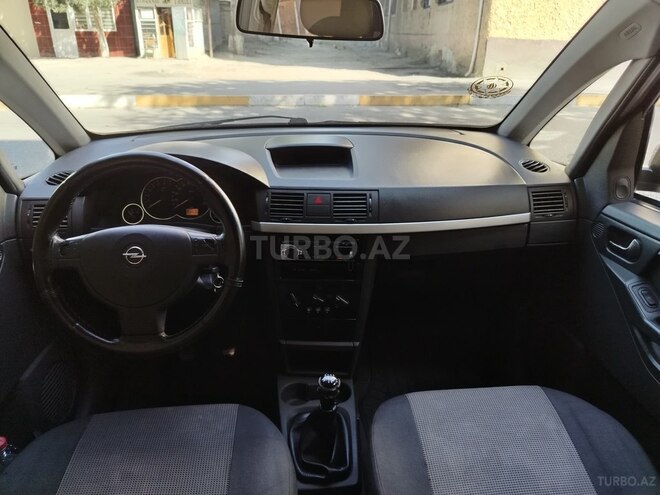 Opel Meriva-10